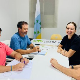 Reunión de Nueva Canarias con vecinos de Masdache
