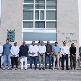Minuto de silencio en el Cabildo de Lanzarote