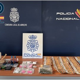 Dinero y sustancias incautadas
