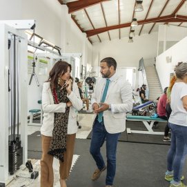 Olivia Duque y Alejandro Ramírez en uno de los gimnasios municipales