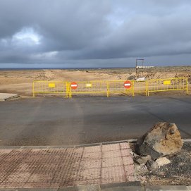 Cierre del acceso a Los Charcones