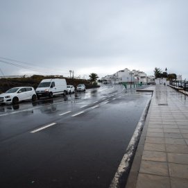 Lluvia y oleaje en Punta Mujeres. Foto: Andrea Domínguez.