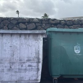 Contenedores de residuos en Haría