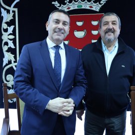Oswaldo Betancort y Miguel Ángel Jiménez en el Pleno del Cabildo de Lanzarote
