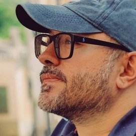 El director y guionista Roberto Pérez Toledo