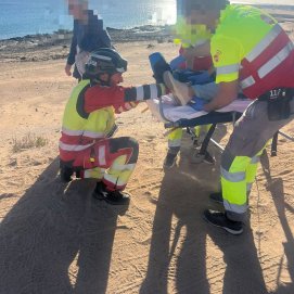 Evacuada en helicóptero una mujer tras sufrir una caída en La Graciosa
