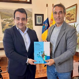 Reunión sobre el Plan de Activación en el Ayuntamiento de Haría.