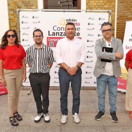 Rueda de prensa en la que se presentó la última edición. Comercio.