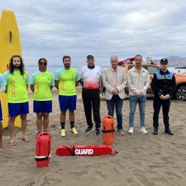 Tías adjudica el nuevo servicio de vigilancia y socorrismo en sus playas