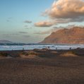 Playa de Famara. Foto: Andrea Domínguez.