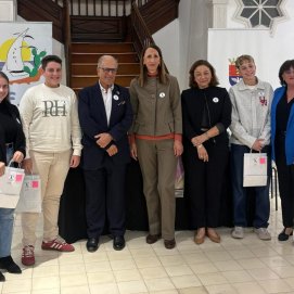 IX Certamen de Relatos y Microrrelatos de AFOL 'Conviviendo con el Cáncer'