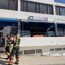 Local afectado por el incendio en Puerto del Carmen.