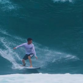 El surfista Dylan Donegan. 