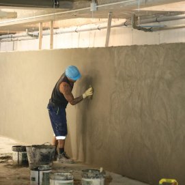 Obreros trabajando en la construcción en Lanzarote. Foto: La Voz.