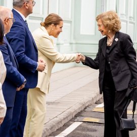 Astrid Pérez celebra la investidura de la Reina Sofía como doctora Honoris Causa