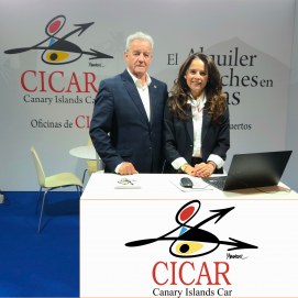 A la izquierda, el director comercial de CICAR, Ramón Valiente.