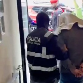 Detención de uno de los trabajadores de un centro de Quórum77. 