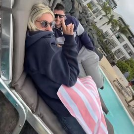 Turistas abrigados en un hotel de Lanzarote