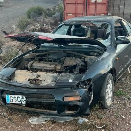 Uno de los coches abandonados en el municipio