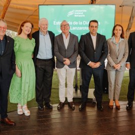 Los impulsores junto a José Valle y Susana Pérez