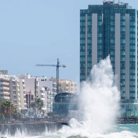 Oleaje en el litoral de Arrecife