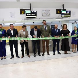 Inauguración de la línea entre Lanzarote y Santander.