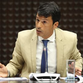 Marcos Bergaz (PSOE) en el parlamento canario