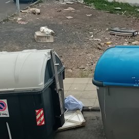 Acumulación de basura y residuos en Arrecife