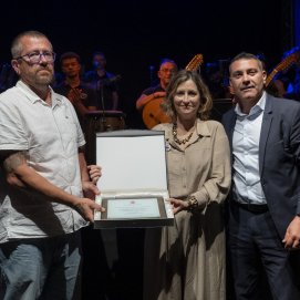 Homenaje celebrado en memoria de Juan Santana