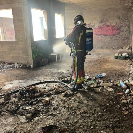 Incendio de una obra abandonada