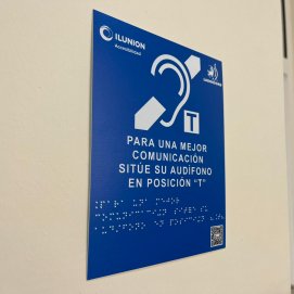 Cartel informativo en un centro de salud.