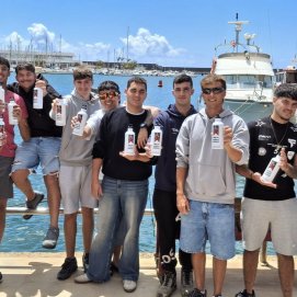 Estudiantes de la Escuela de Pesca de Lanzarote