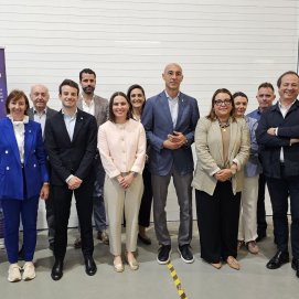 Foto de familia de la delegación canaria en Canadá.