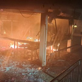 Incendio de un local en el Centro Comercial Papagayo