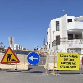 Obras de reasfaltado en Puerto del Carmen