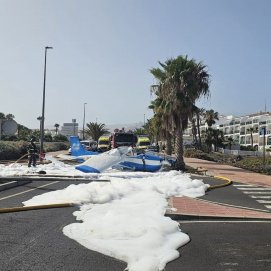 Aterrizaje de emergencia de una avioneta en Tenerife