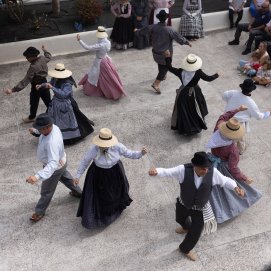 Clausura de las escuelas de folclore y bailes tradicionales