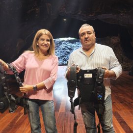 La vicepresidenta María Jesús Tovar junto al consejero de los cact Ángel Vázquez