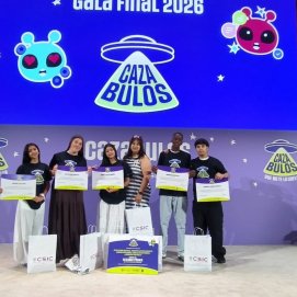 Estudiantes del CEO Argana en la entrega de premios de cazabulos.