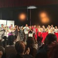 Daniel Moisés junto a parte del elenco de D&M