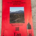 Foto del cartel promocional de Bodegas LAN con una imagen de La Geria.