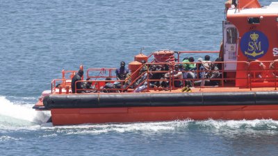 Llegada de migrantes a Puerto Naos, 24 de junio 2026 (Fotos: Juan Mateos)