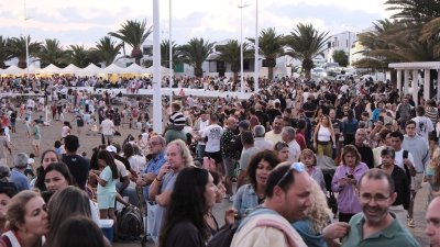 Noche de San Juan en Playa Honda, 2026