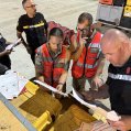 Trabajadores del Ejército del Aire y de la UME. 