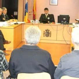 Condena de 8 meses de cárcel para los tres jefes de Inalsa acusados por la explosión de 2005