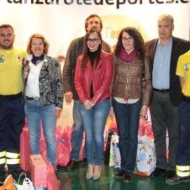 La solidaridad volvió a llenar de alimentos y regalos la 'Portería Solidaria'