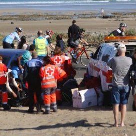 Detenidas in fraganti 4 personas cuando excavaban en la arena para esconder 75 kilos de hachís