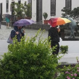 Suspenden actividades al aire libre en toda la isla por el aviso de temporal