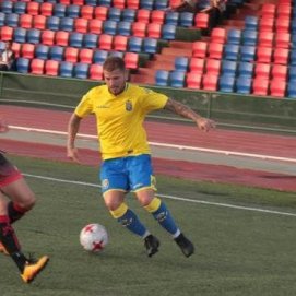 Un gol de Vianney evitó que la UD Las Palmas Atlético se llevara la victoria ante el Mensajero (1-1)