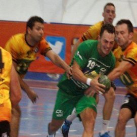El BM Ingenio a base de velocidad en su juego doblegó al McDonal´s Tenerife